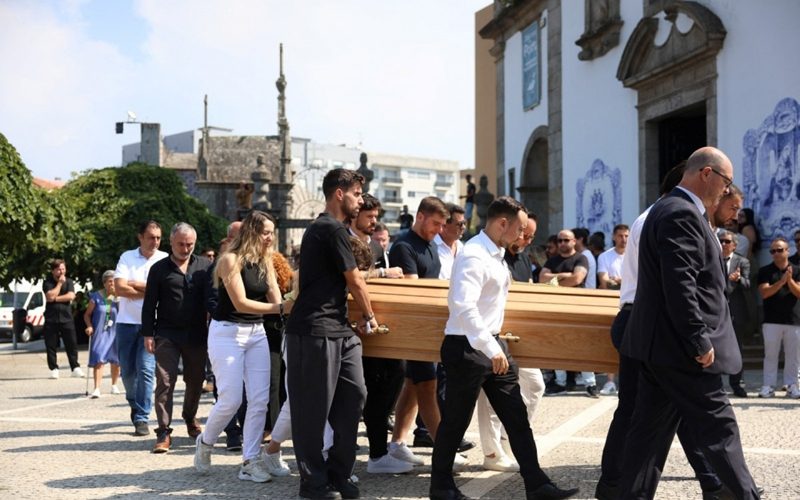 1_afp__20250705__64v39xx__v1__midres__portugalfblporengliverpooljotamemorial-36423896
