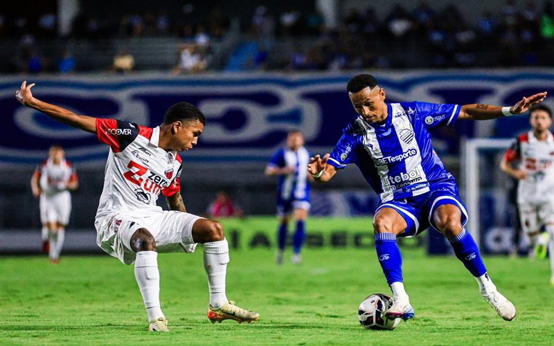 CSA X Ituano Maceió, 02 de agosto de 2025
Lance do jogo entre CSA X Ituano, partida válida pela 17ª  Rodada da Série C do Campeonato Brasileiro, de 2025 realizada no Estádio Rei Pelé  em Maceió.. Alagoas - Brasil.g
Foto: @Ailton Cruz