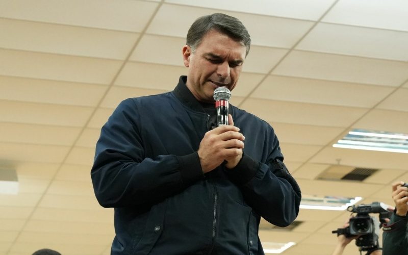 VV1