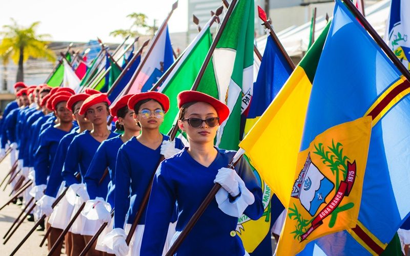 desfile-estudantil-celebra-os-207-anos-de-emancipacao-politica-de-alagoas