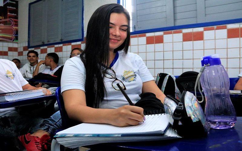 escola-estadual-esta-entre-os-20-melhores-idebs-do-ensino-medio-do-brasil