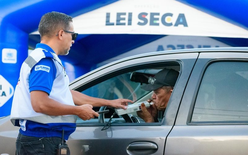 transito-seguro-detran-orienta-condutores-sobre-cuidados-nas-festas-juninas